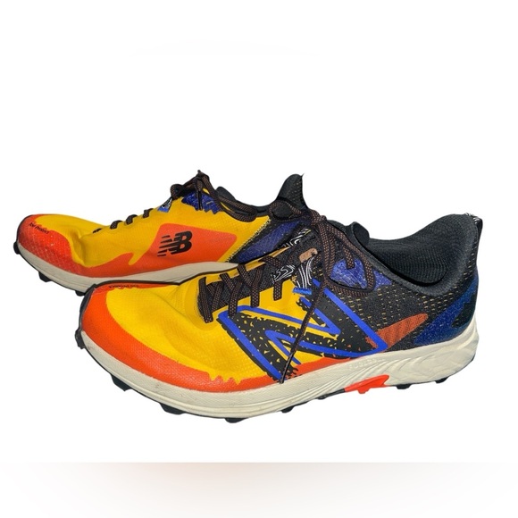 New Balance Fuelcell Summit Unknown V3 Trail Running Shoes - Picture 2 of 4
